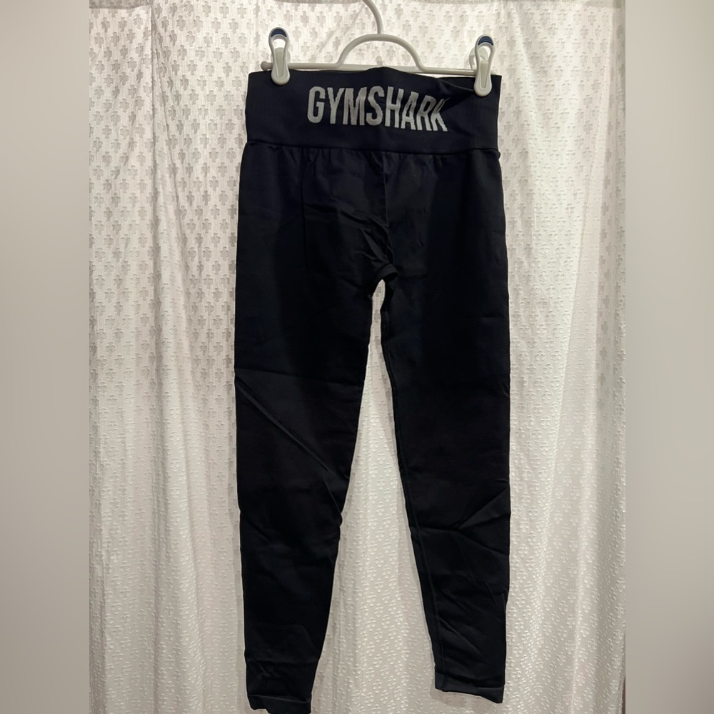 High waisted leggings